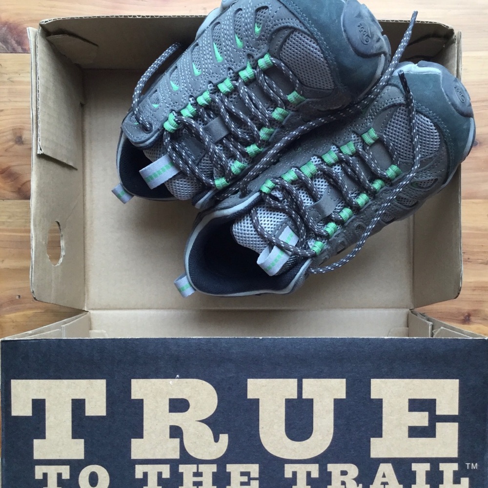 Oboz hiking shoes